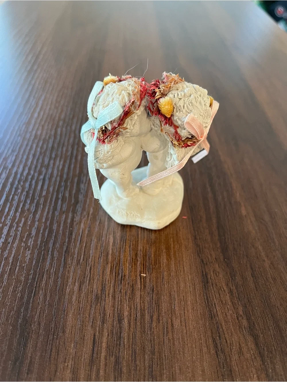 Dreamsicle Romantic Cherub Couple Figurine - White